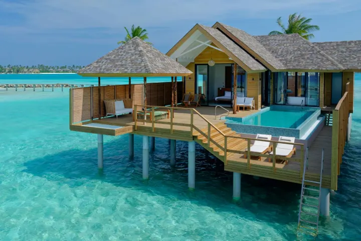 Ananea Madivaru Maldives, Мальдивы — вилла на воде Ananea Madivaru Maldives — водная вилла делюкс с панорамным бассейном и гамаком над водой