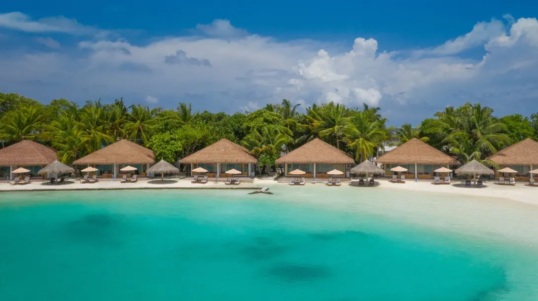 Cinnamon Dhonveli Maldives — пляжные виллы на берегу океана