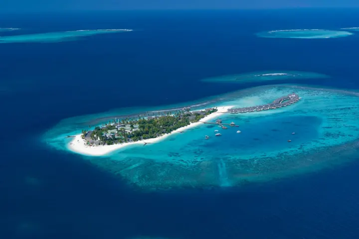 Cora Cora Maldives — панорамный вид на остров
