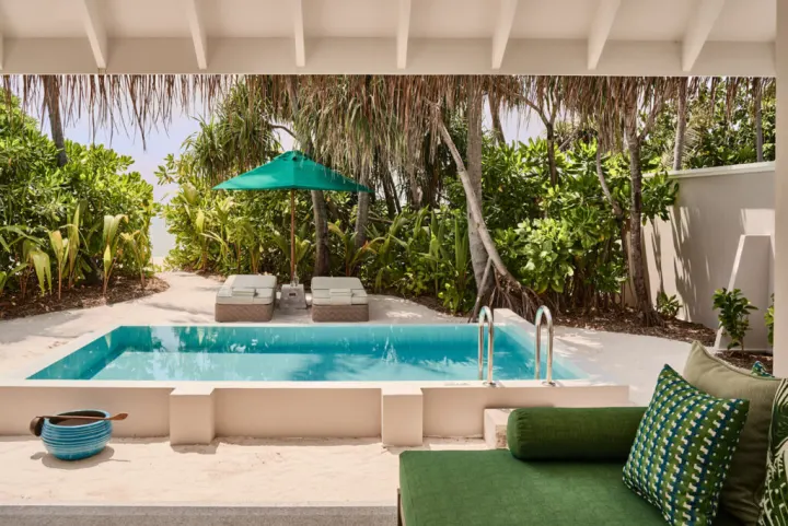 Finolhu Baa Atoll Maldives, Мальдивы — вилла на пляже Finolhu Baa Atoll Maldives — пляжная вилла с бассейном