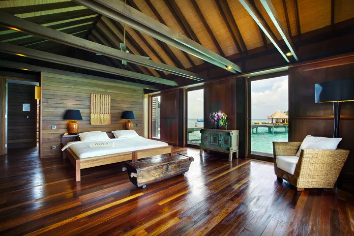 Gangehi Island Resort & Spa — вилла в тропическом саду с уединённой террасой для отдыха