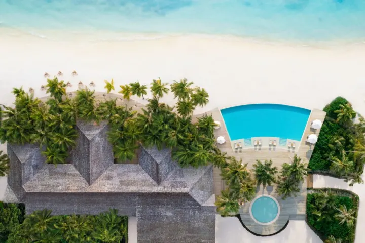 Jawakara Islands Maldives — белоснежная песчаная коса и просторная бирюзовая лагуна вокруг островов