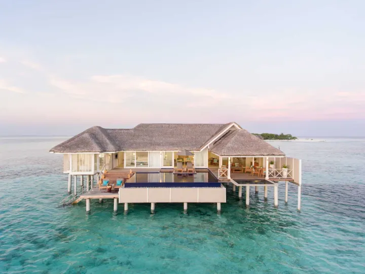 LUX* South Ari или Sun Island: что выбрать в Южном Ари