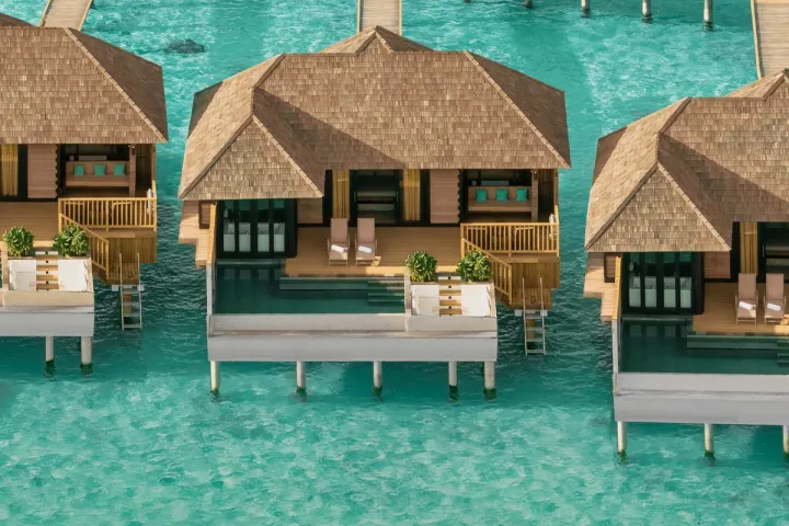 Sun Siyam Iru Fushi, Мальдивы — вилла на воде Sun Siyam Iru Fushi — виллы на воде с приватными террасами