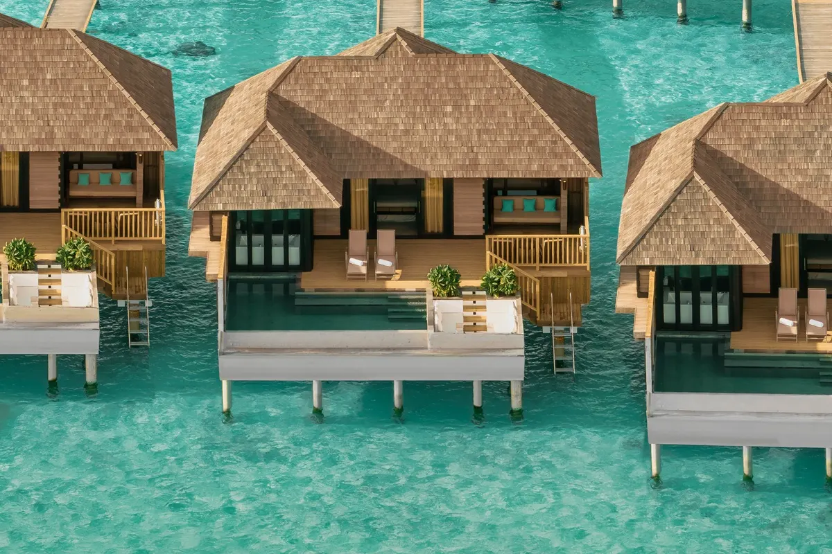Sun Siyam Iru Fushi — виллы на воде с приватными террасами